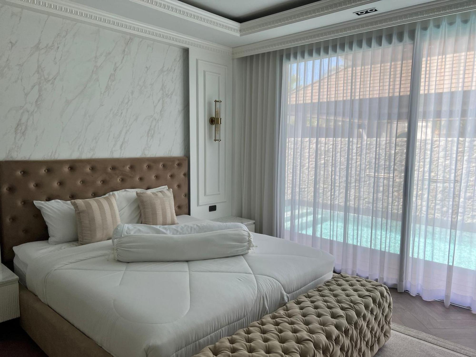 Gold Chariot 4br With Pool *